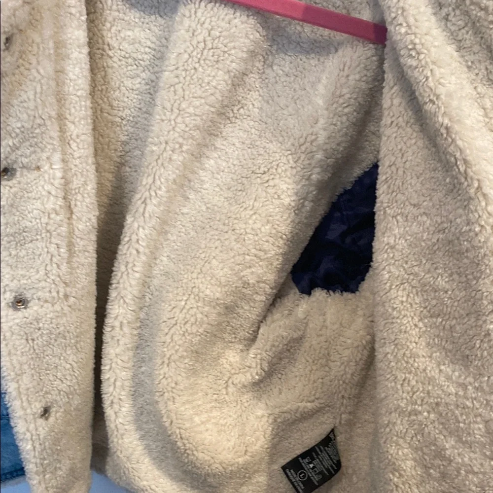 Blank NYC Blue Jean Jacket with Cream Lining - Picture 5 of 7